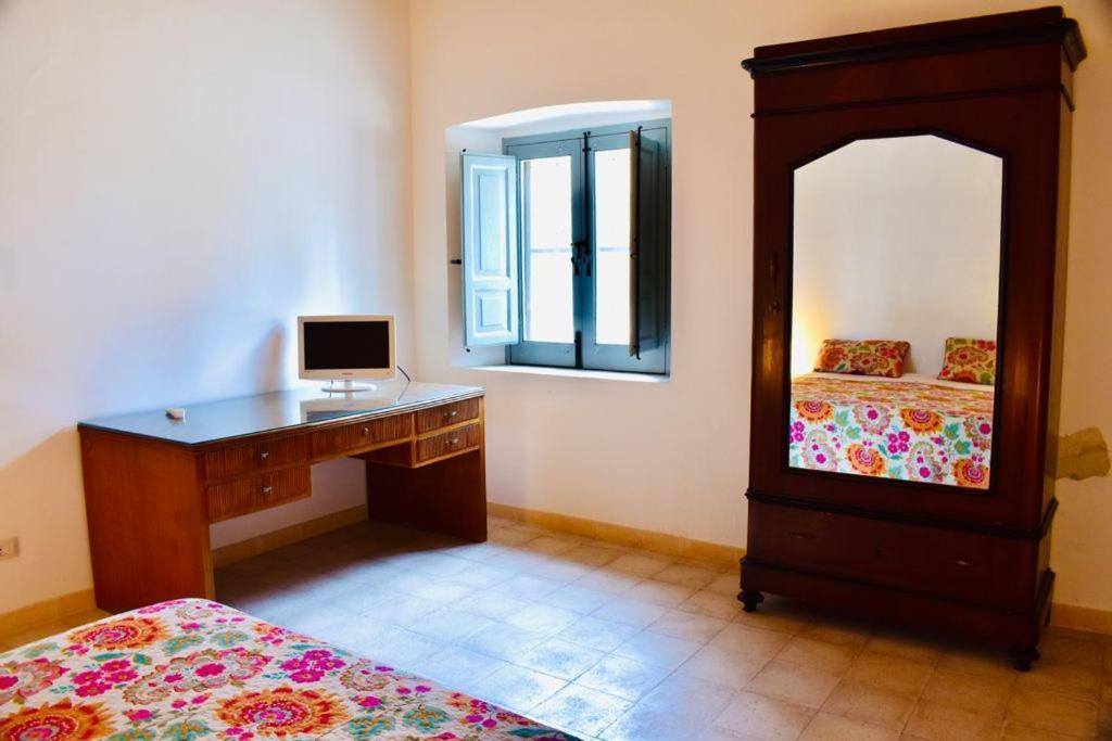 La Casa Del Cancello Di Borgo Carbone Locri Eksteriør billede